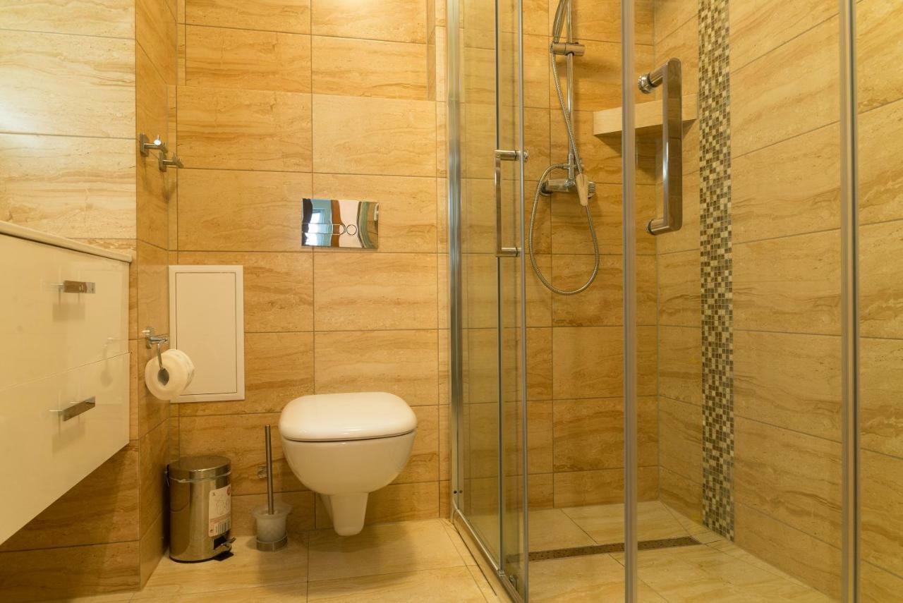Apartament Na Urlop - Centrum - Przy Amfiteatrze - 500M Do Basenow Wisla Ngoại thất bức ảnh